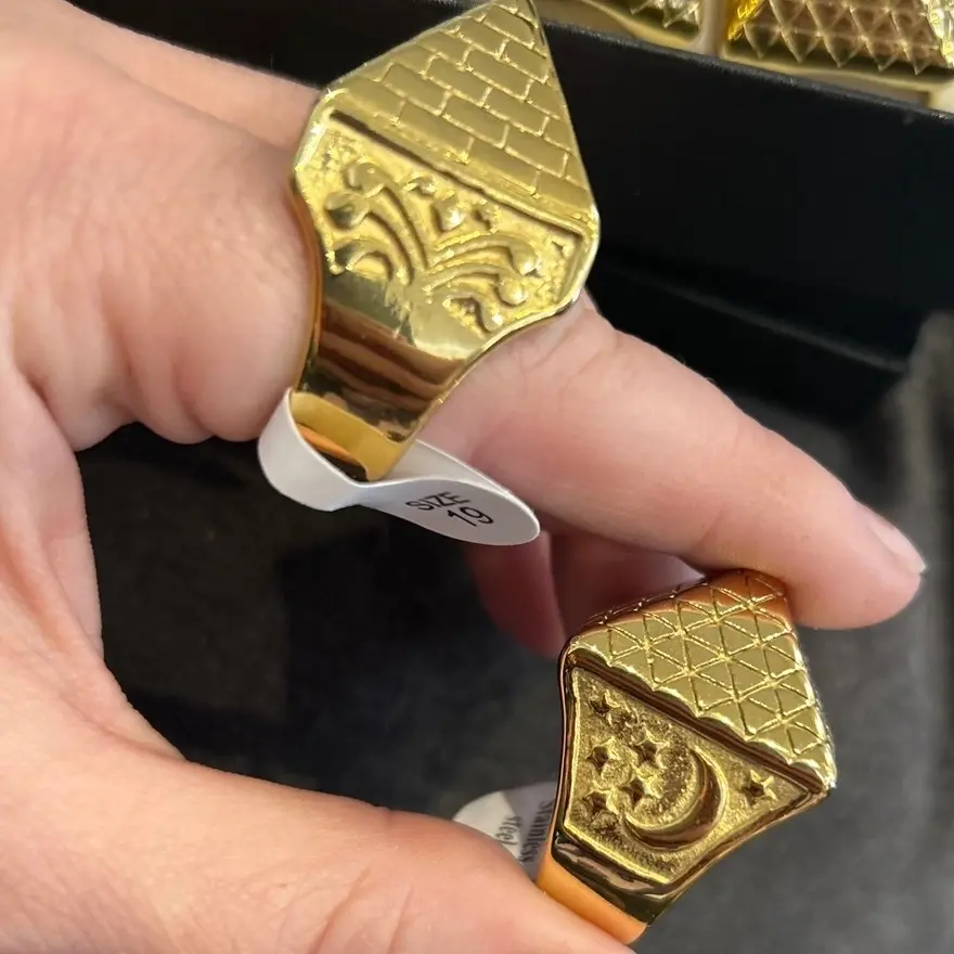 Stainless steel pyramid rings gold plated regular or XL