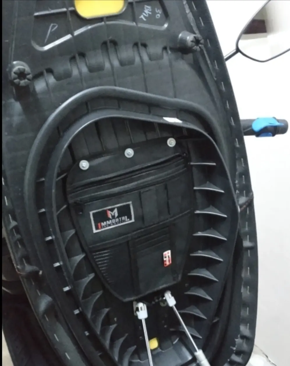 BURGMAN SEAT ORGANIZER IMMORTAL