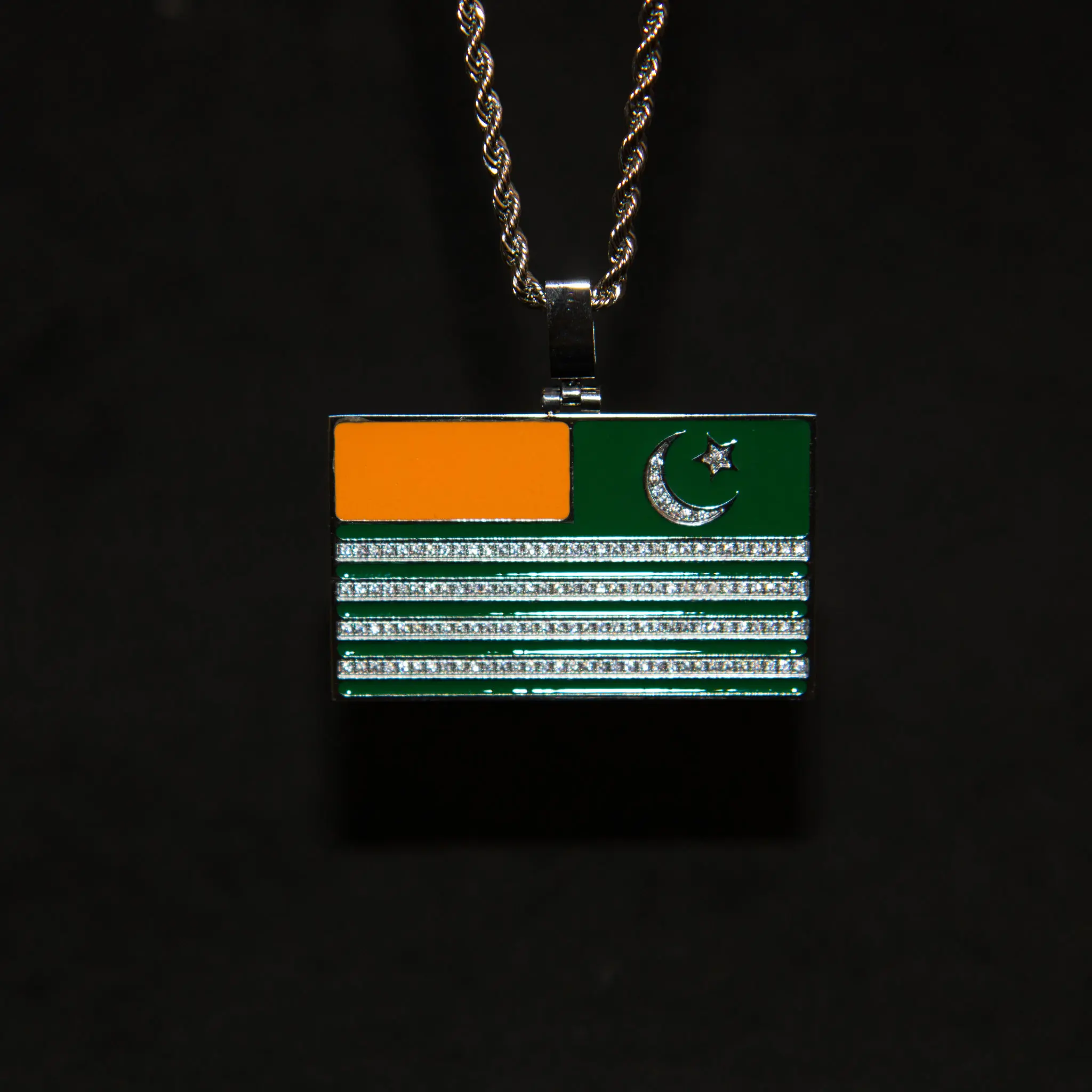 Kashmir Flag Pendant - Gifts for Men, Trending Jewelery, Fashion Jewellery, Luxury Stylish Birthday Gift, Flag Pendant Jewellery, Eid Gifts, Eid Present for him, Anniversary Present