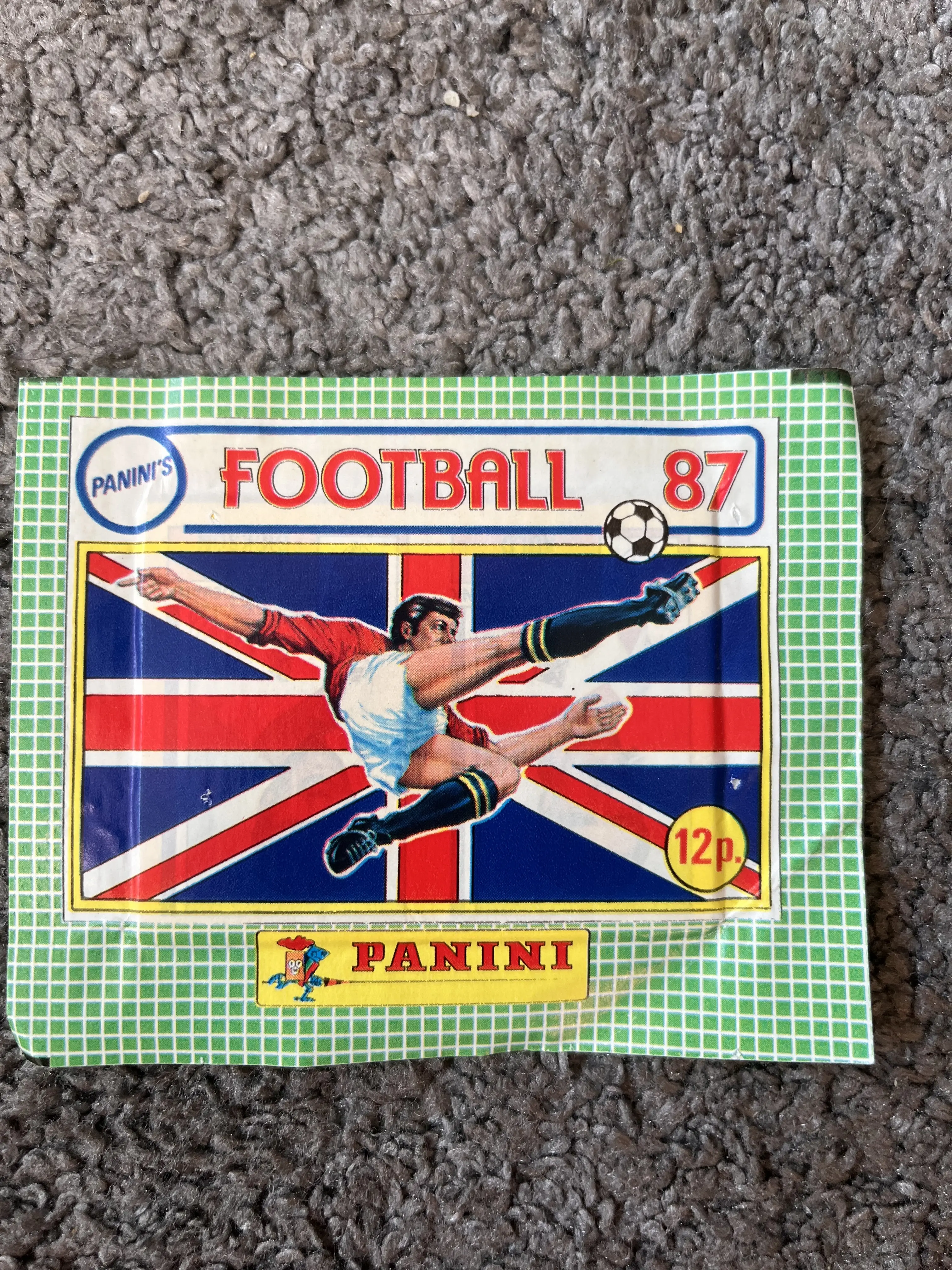 1 x pack - panini football 1987 sticker packs - 1 x pack - trading cards/stickers